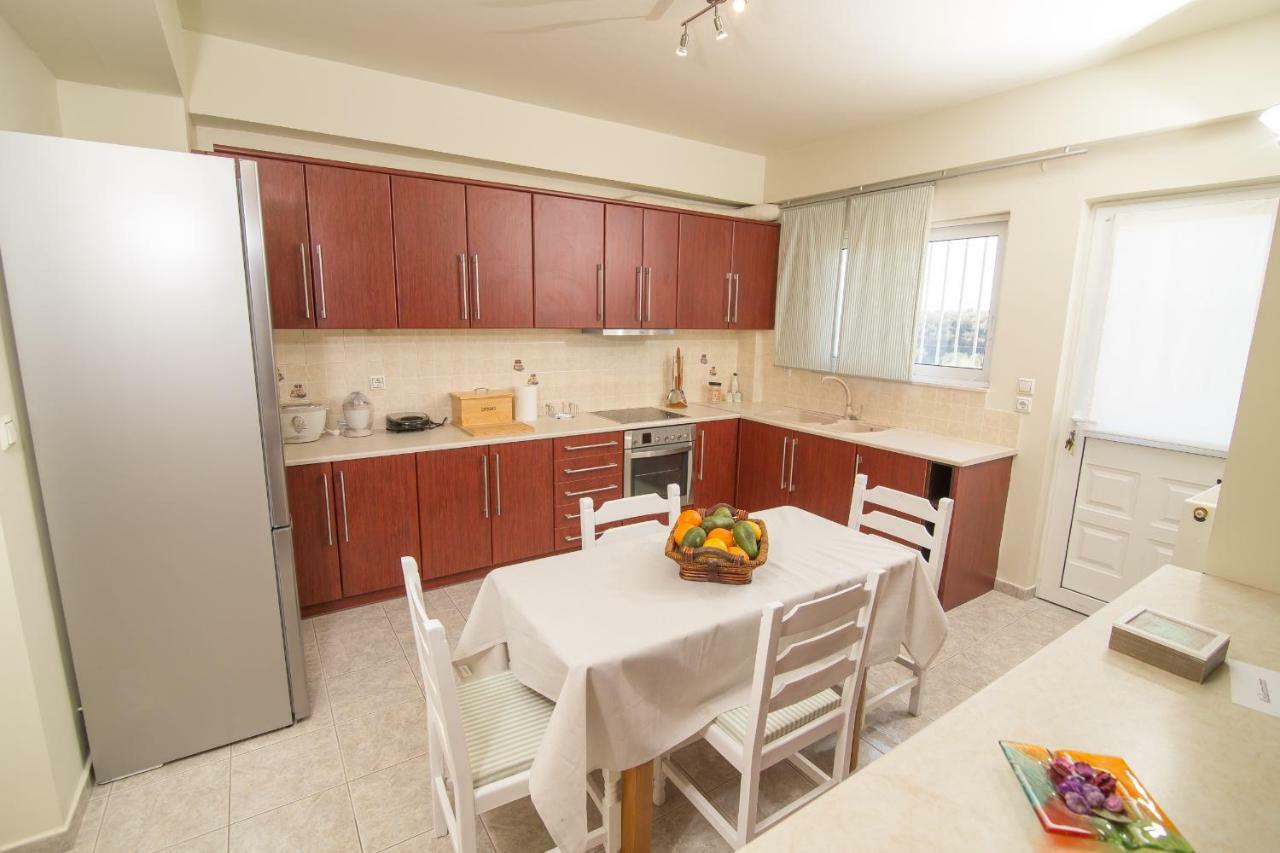 Elea Apartment Kalamata Exterior photo