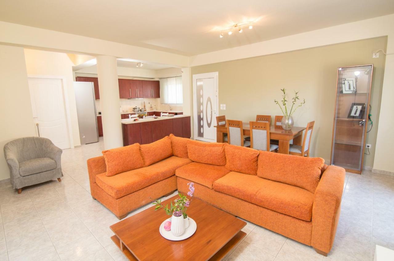Elea Apartment Kalamata Exterior photo